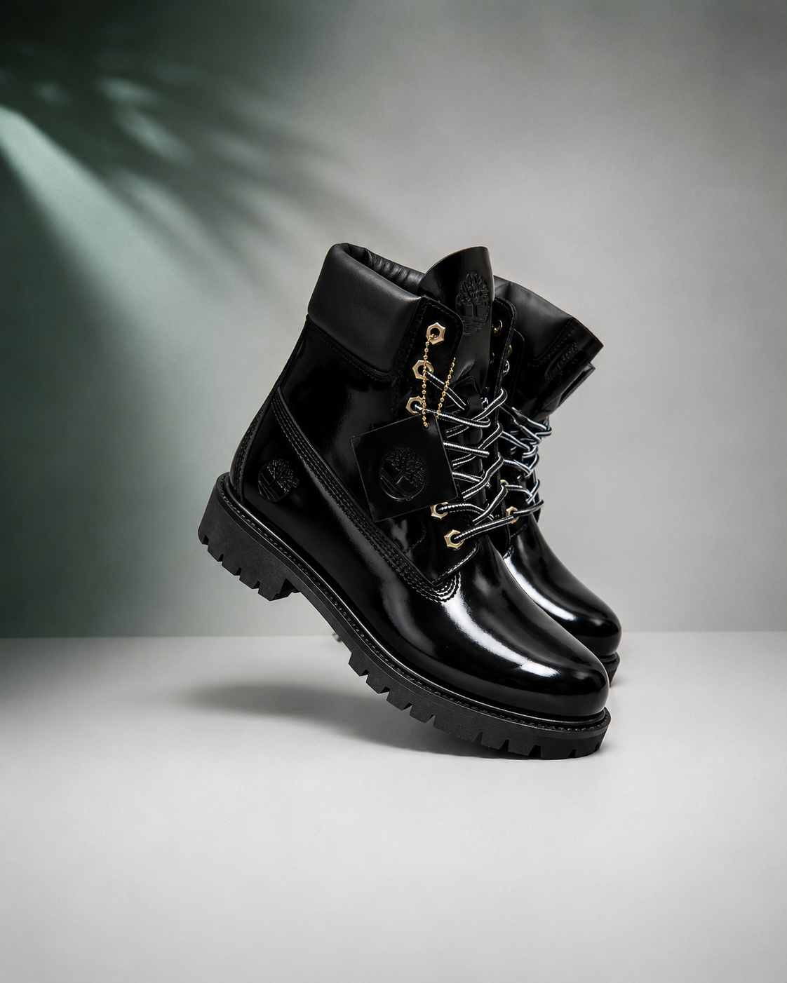 Timber Shoes Urban Trail Boot Black  Shiny (High Quality)